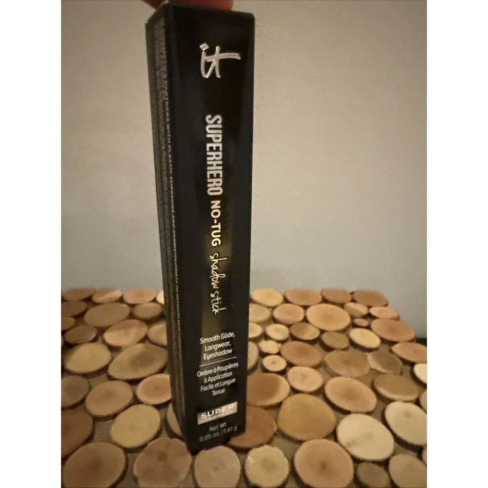 It Cosmetics Super‎ Hero No Tug Shadow Stick Eyeshadow Bare And Brave